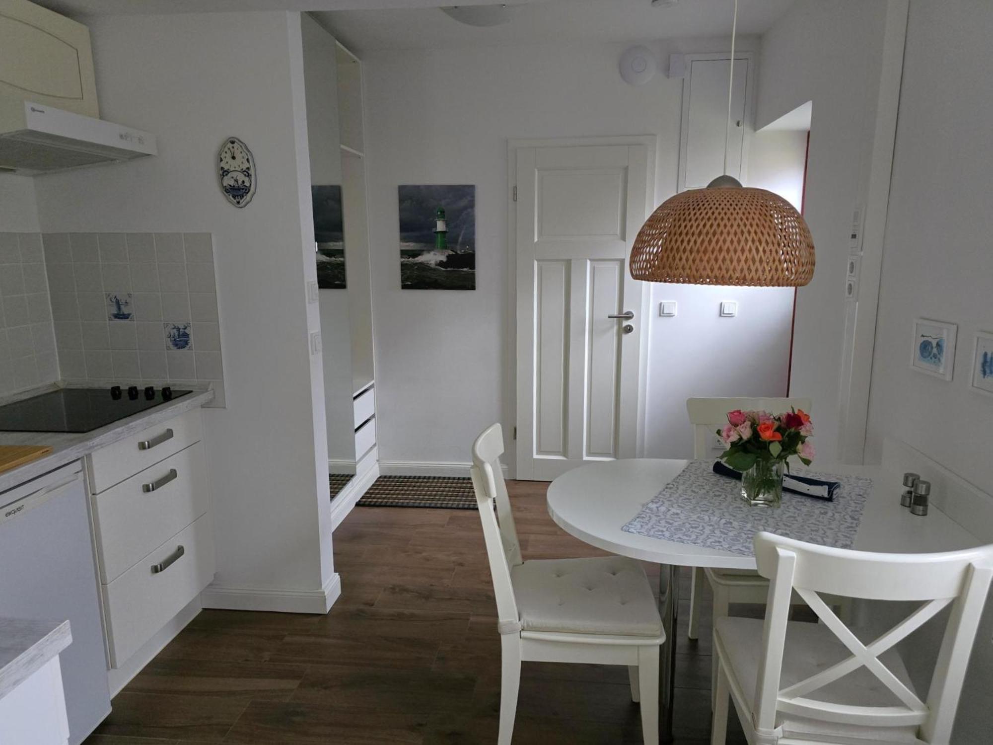 Ferienwohnung Hofidyll - Warnemuende Rostock Zewnętrze zdjęcie